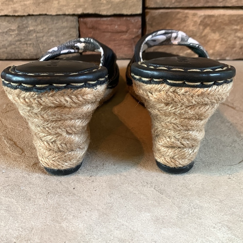 Born sz 8 leather and cloth black and white espadrilles. - Picture 5 of 9